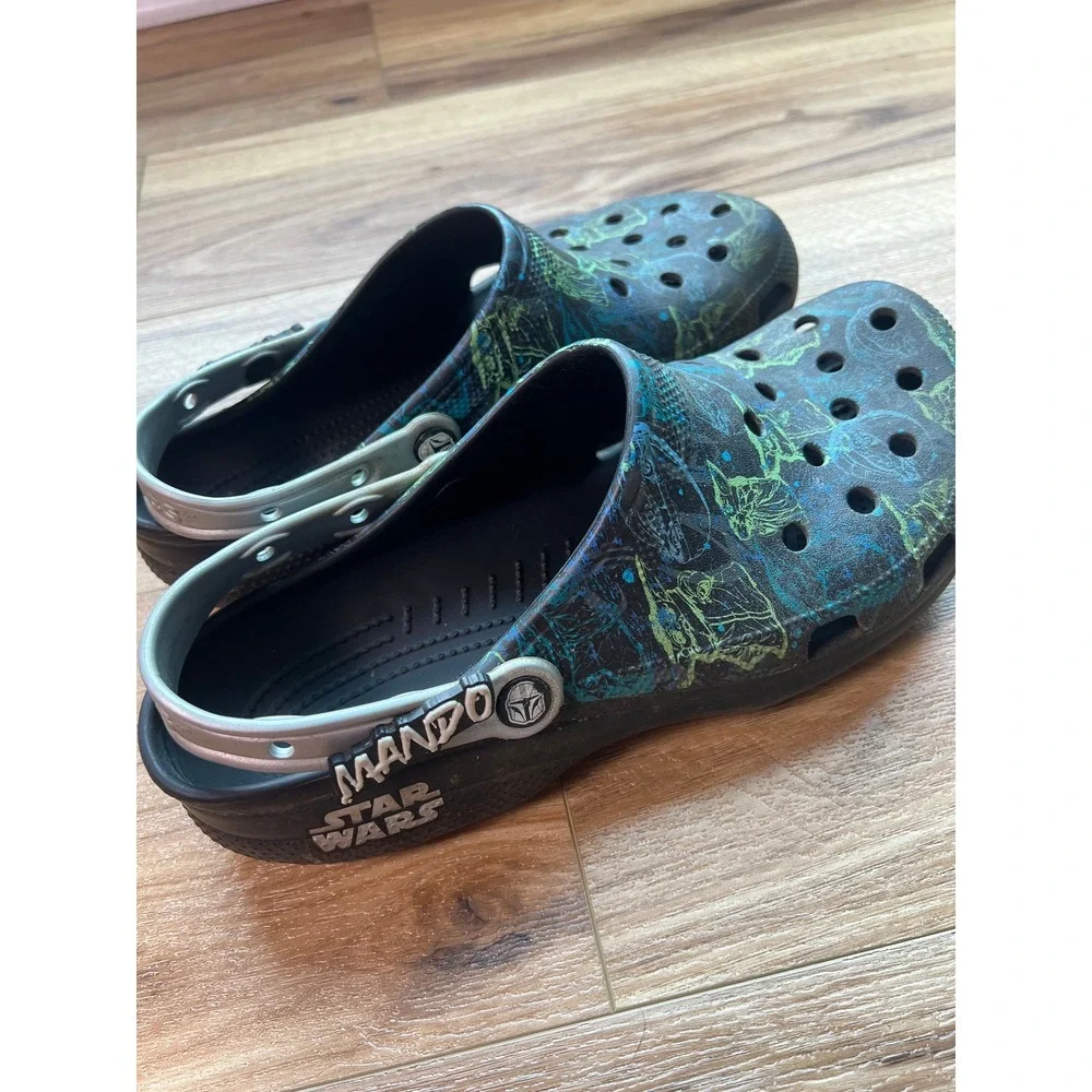Crocs Classic Clog Mens 11/ Wm 13 Black Star Wars Mandalorian Grogu Baby Yoda